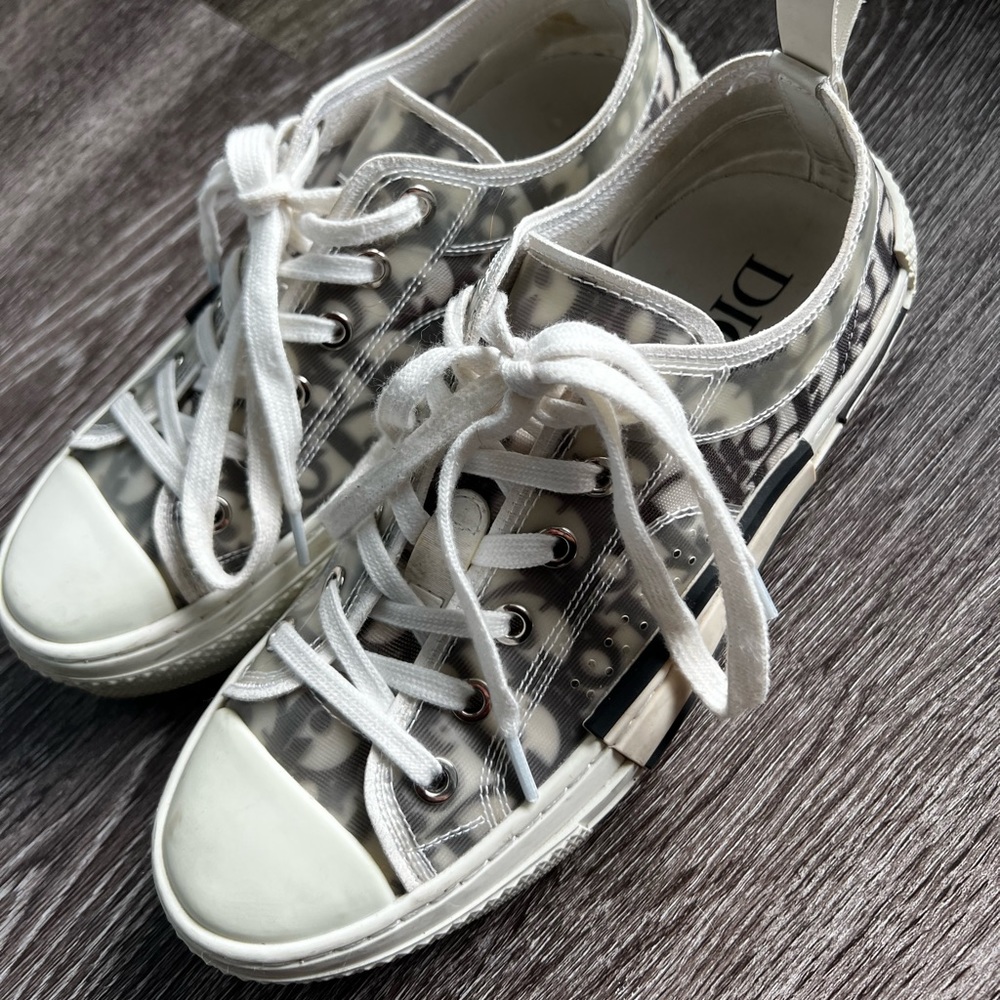 Dior sneakers